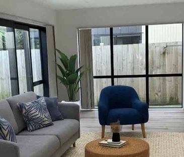 Black Beech Beauty!! - 4 Bedrooms, upstairs rumpus/office and much ... - Photo 1