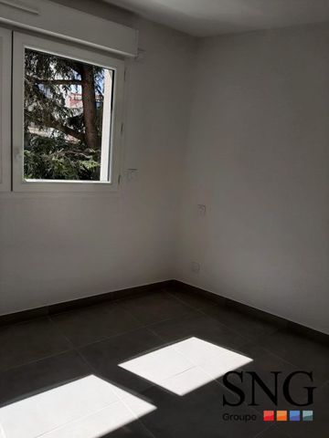 T3 AVEC BALCON ET PARKING - Photo 5