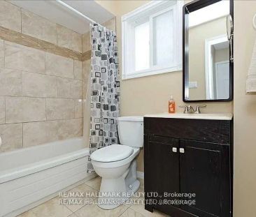 71 Ecclestone Drive #Upper - Photo 5