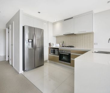 Peaceful Apartment With Mountain Views - Photo 4