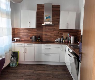 Teilmöblierte Wohnung in Zwickau - Photo 2