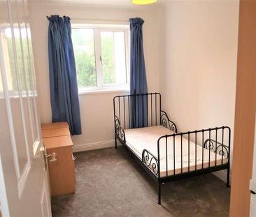 Alexandra Court The Esplanade, Penarth, CF64 - Photo 3