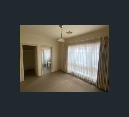 28 Leeds Avenue, Northfield, SA 5085 - Photo 3