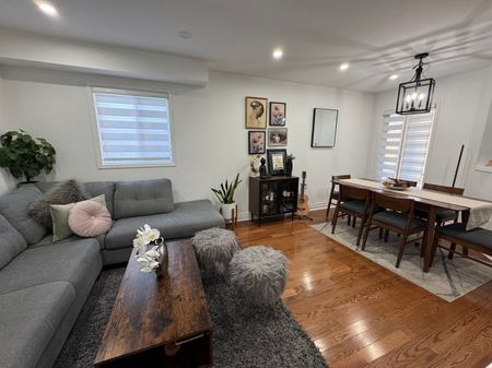 For Lease - 8 Vintage Drive, Whitby, Ontario - Photo 2