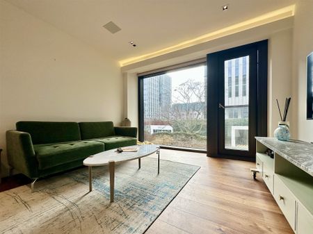 Wood Street, London - Photo 3