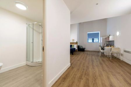 Platinum Studio - Photo 4