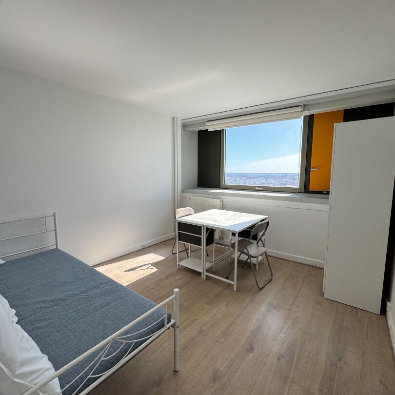 Apartment - Photo 1