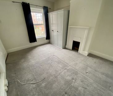 HOLDENHURST ROAD, SPRINGBOURNE (P07845) - Photo 4