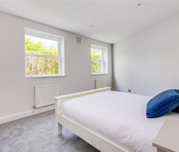 4 bedroom apartment to rent - Photo 4