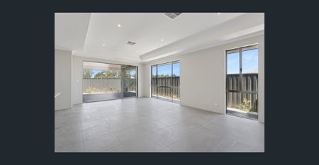 A Sophisticated, Brand New Family Residence of Exceptional Quality - Photo 3