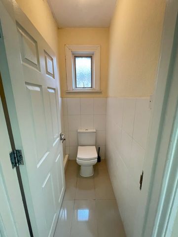 Room in a Shared House, High Road, NW10 - Photo 5