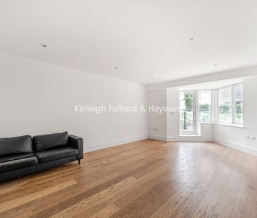 Strand Drive, Richmond, TW9 - Photo 2