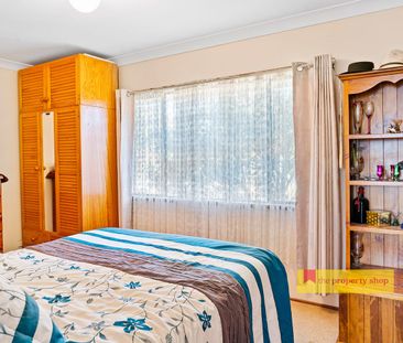 SPACIOUS 2 BEDROOM HOME - Photo 6