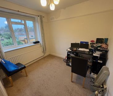 3 bedroom semi-detached house to rent - Photo 4