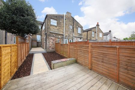 Gurdon Road, Charlton, SE7 - Photo 5