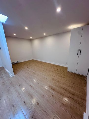 For Lease - 500 Salem Avenue Unit# L, Toronto, Ontario - Photo 2