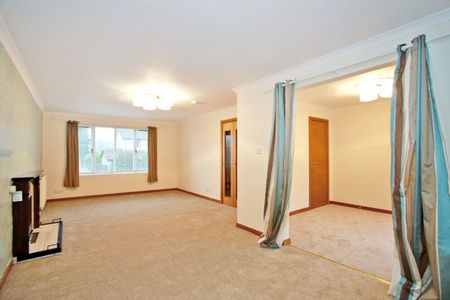 16 Forestside Road, AB31 5ZH, Banchory - Photo 4