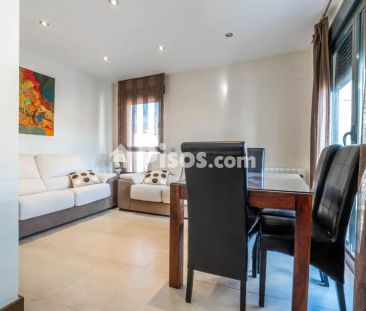 Casa adosada en alquiler en Zona Metropolitana - Photo 2