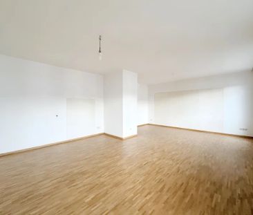 SANIERTE 2-ZIMMERWOHNUNG IN DER STADTMITTE ZU MIETEN! - Foto 1