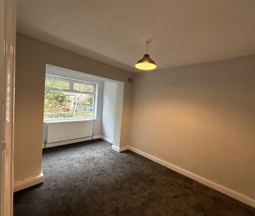 2 bedroom end of terrace house to rent - Photo 2