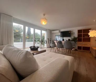 Alquiler de estudio en Calle Amador de los Ríos, 33 - Photo 2