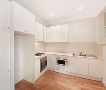 Ground Floor Apartment in Central Location - Photo 4