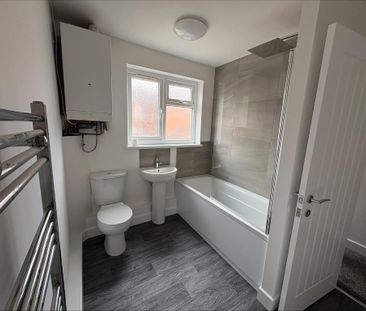 2 bedroom terraced house to rent - Photo 5