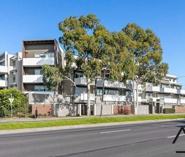 Stylish Two Bedroom Apartments - Photo 3