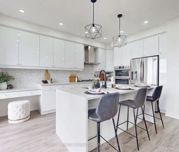 For Lease - 49 Broden Crescent, Whitby, Ontario - Photo 2