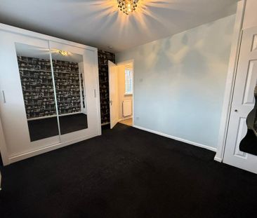 2 bedroom semi-detached house to rent - Photo 4