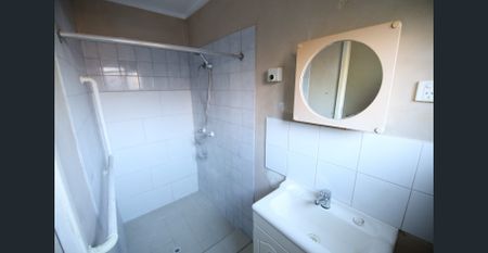 1-bedroom flat - Photo 3