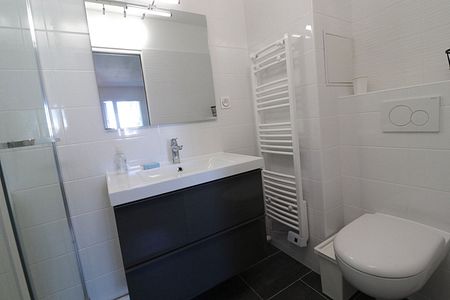 A louer à Champs sur Marne - Suite avec salle d'eau privative dans appartement en coliving - Photo 2