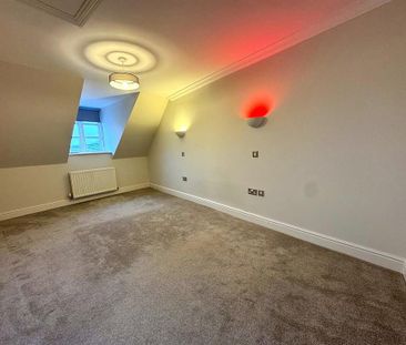 2 bedroom maisonette to rent - Photo 1