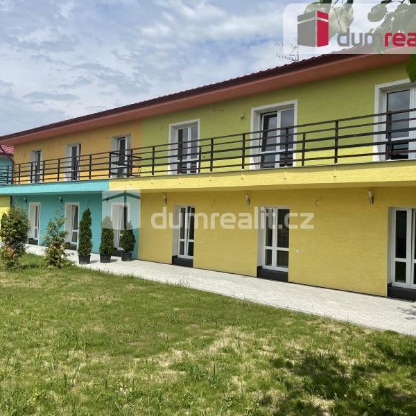 Pronájem bytu 1+kk 30 m2 - Photo 1