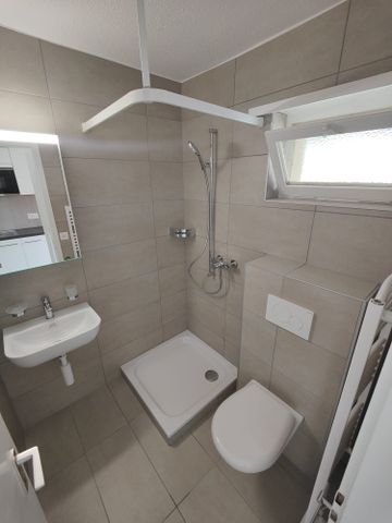 Studio moderne rénové à La Neuveville – proche du lac et des commodités - Photo 4