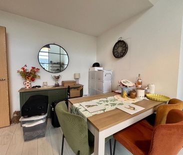 25 Woodbrook Green, Lisburn, BT28 2ZJ - Photo 3