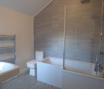 2 bedroom terraced house to rent - Photo 6