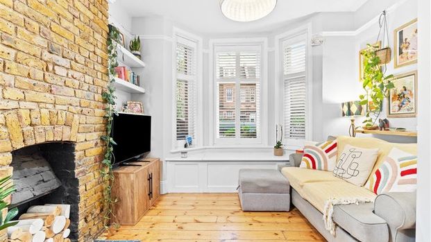Barcombe Avenue, SW2 - Photo 1