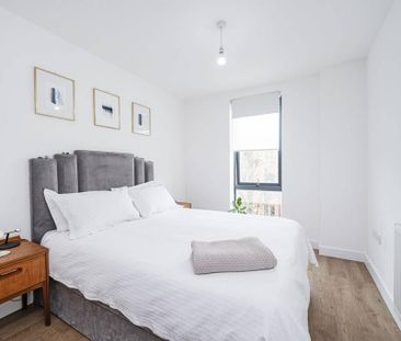 2 bedroom flat to rent - Photo 4