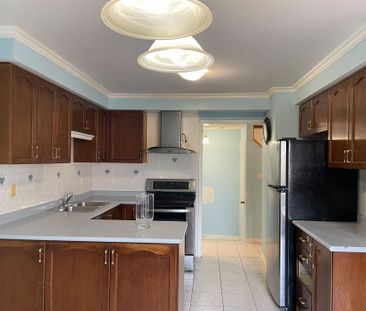 For Lease - 51 Morningmist Street, Brampton, Ontario - Photo 4