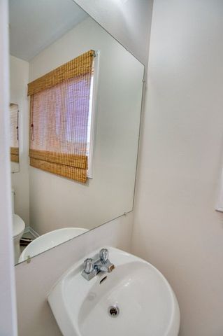 For Lease - 815 A Maitland Avenue, McKellar Heights - Glabar Park and Area, Ontario - Photo 4