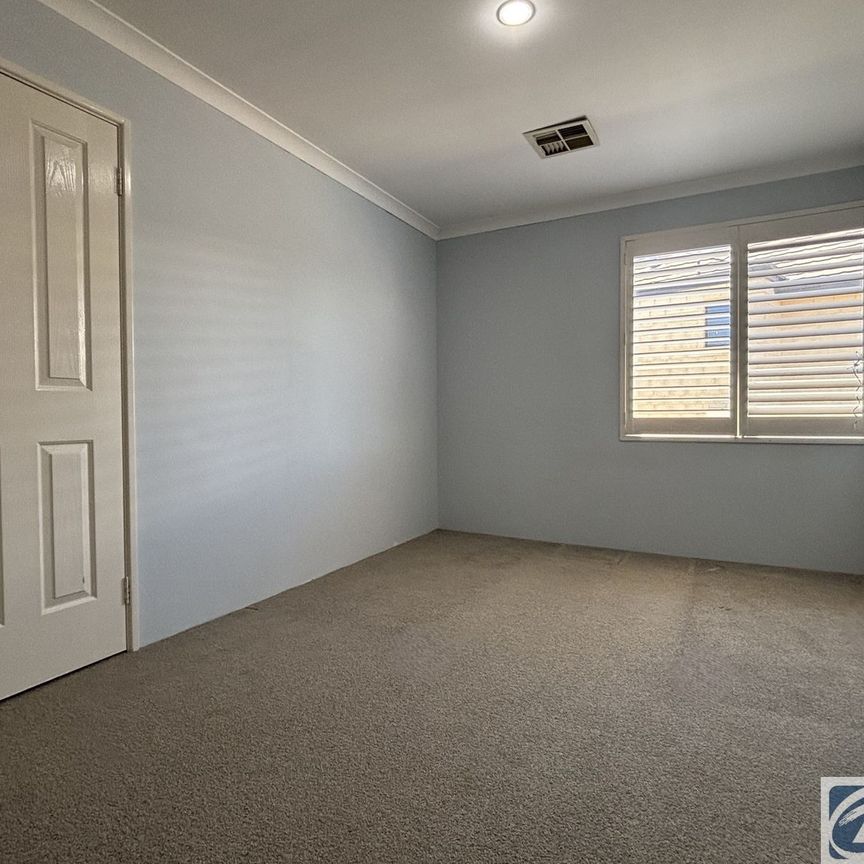 8 Olcote Street, 6018, Doubleview Wa - Photo 1