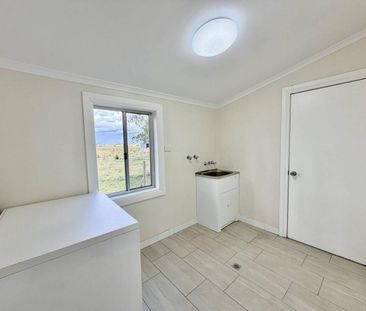 Three Bedroom Farm House - Photo 6