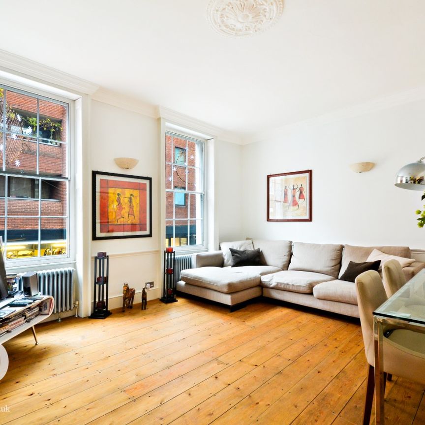 2 Bedroom Flat, Earlham Street, London, Greater London, Covent Garden, WC2H - Photo 1