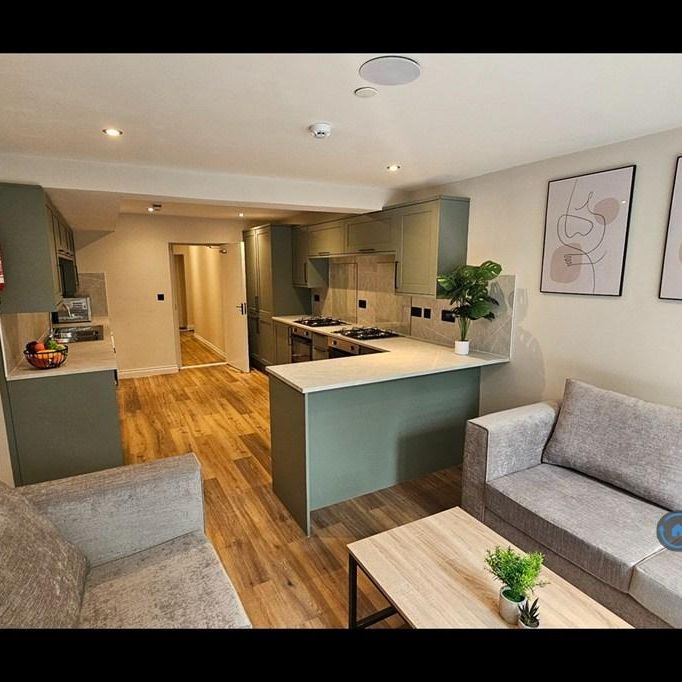 7 bedroom terraced house to rent - Photo 1