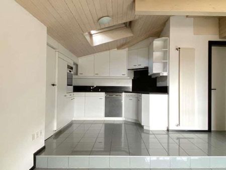 Riva S. Vitale - 2.5 room attic apartment with fireplace and panoramic view - Photo 2