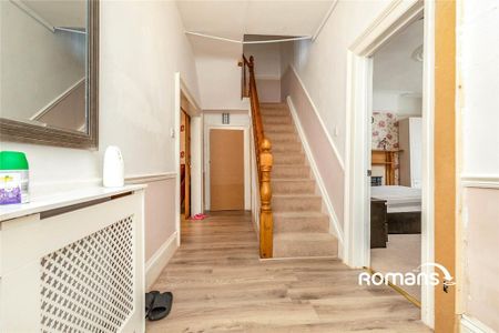 1 bedroom in a house share to rent - Photo 5