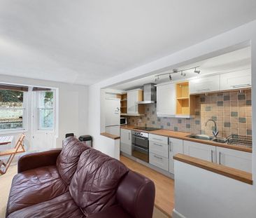 1 bedroom apartment to rent - Photo 3