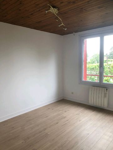 Location Appartement 3 pièces 57m² PALAISEAU 91120 - Photo 2