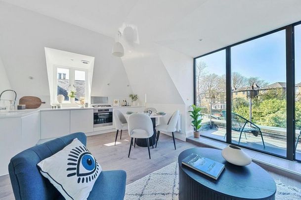 2 bedroom flat to rent - Photo 1